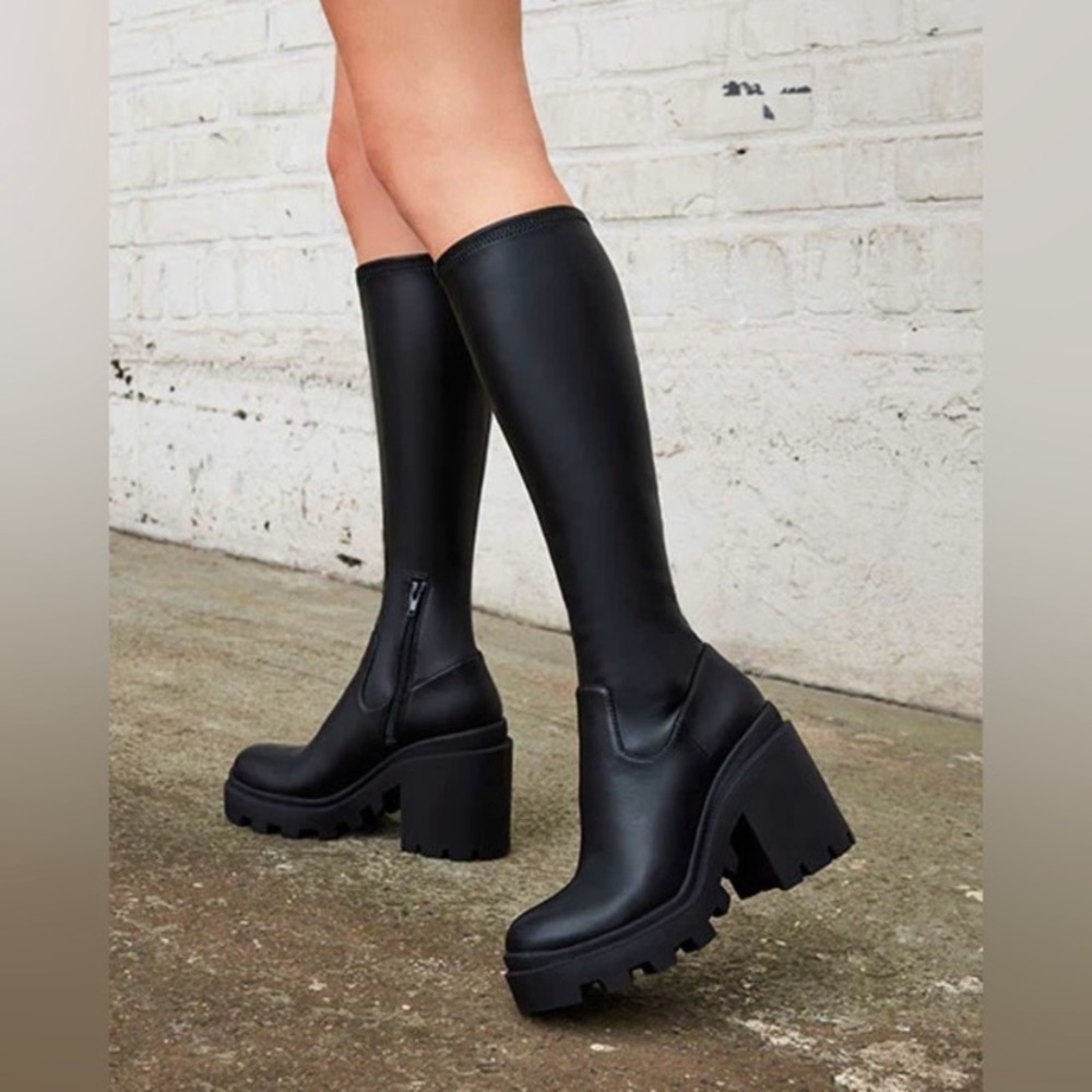 Steve Madden Roxanna Boots NIB